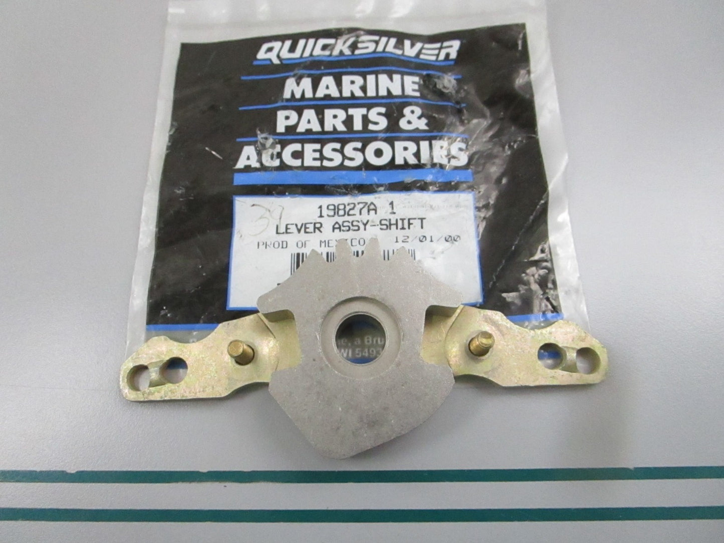 NEW OEM 19827A1 Mercury Quicksilver Shift Lever & Pinion 0810