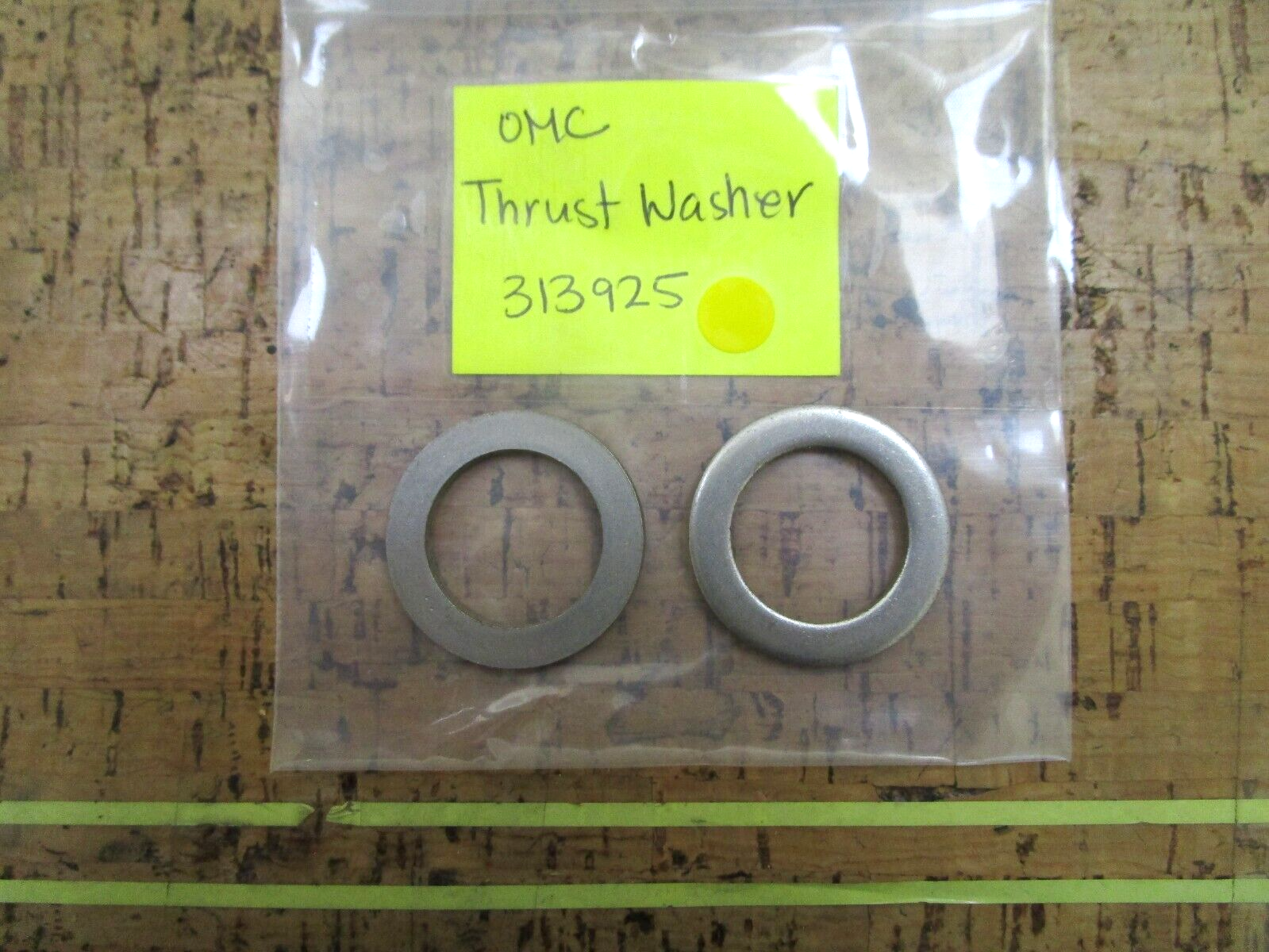 *NEW OEM* (LOT OF 2) 0750 OMC Johnson Evinrude THRUST WASHER 313925 0313925
