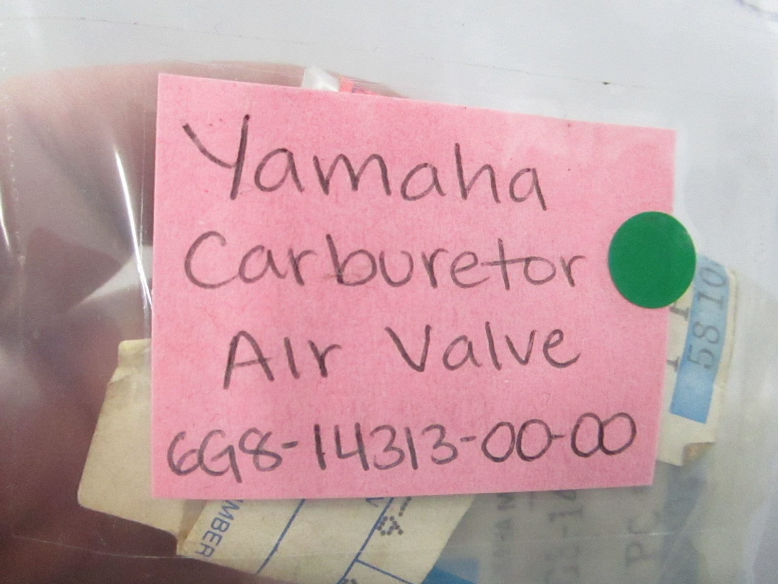 NEW OEM 6G8-14313-00-00 Yamaha Carburetor Air Valve 0810