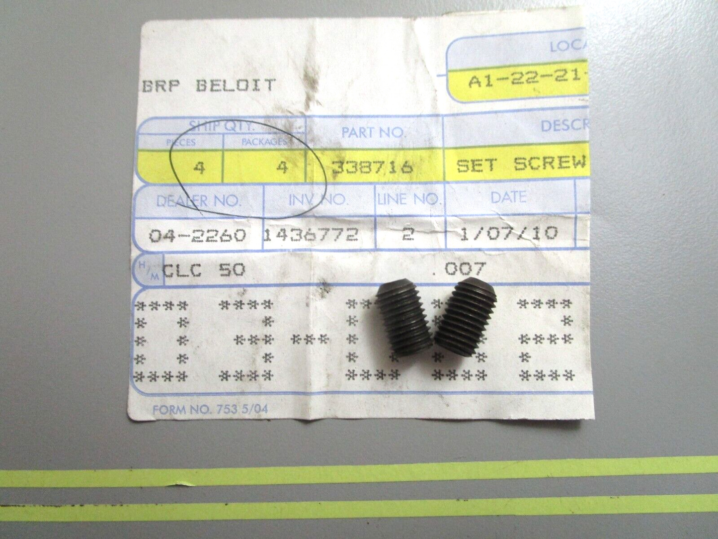 *NEW OEM* (LOT OF 2) 0750 OMC Johnson Evinrude SET SCREW 338716 0338716
