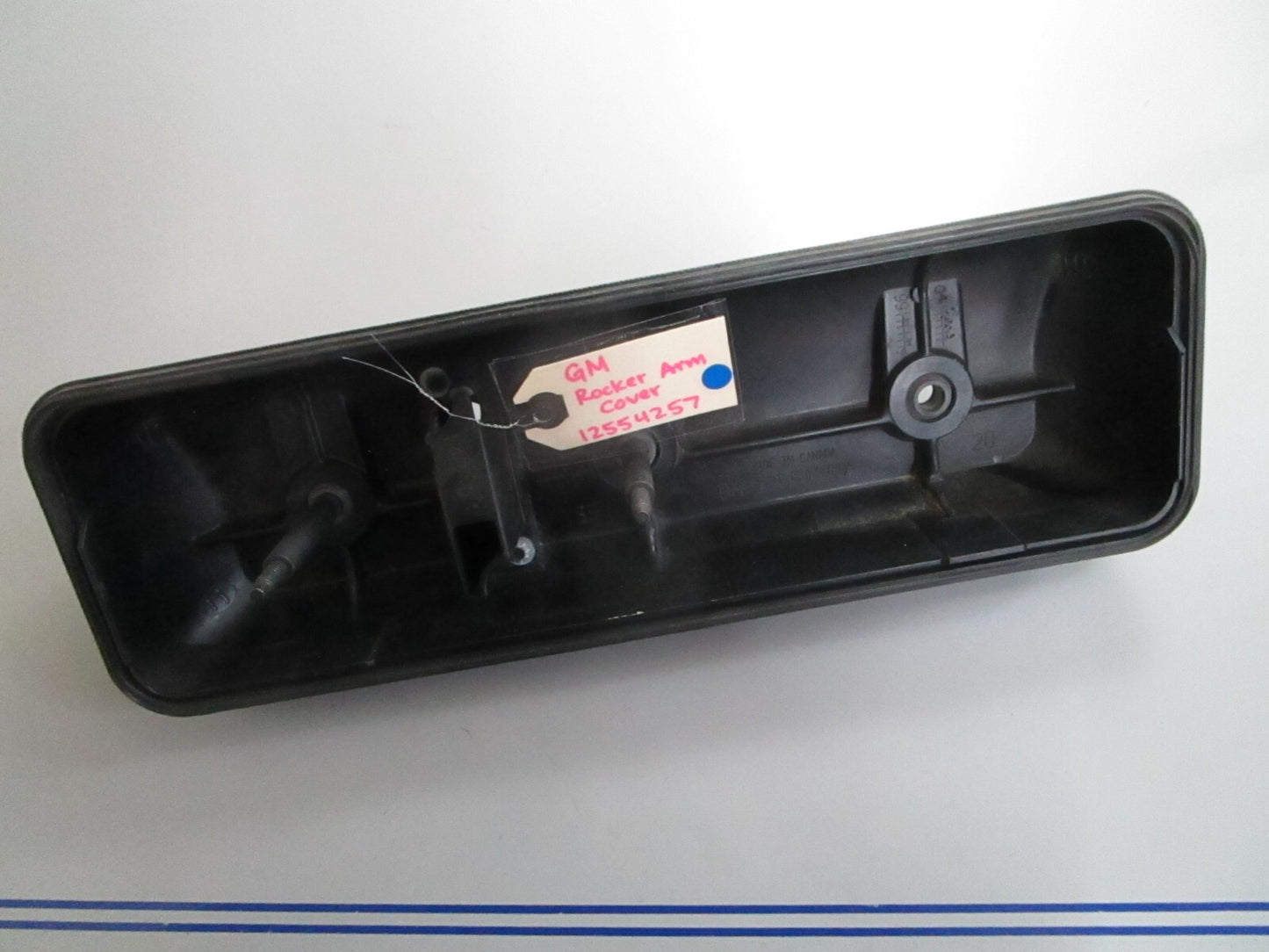 *NEW OEM* 0820 GM Rocker Arm Cover 12554257