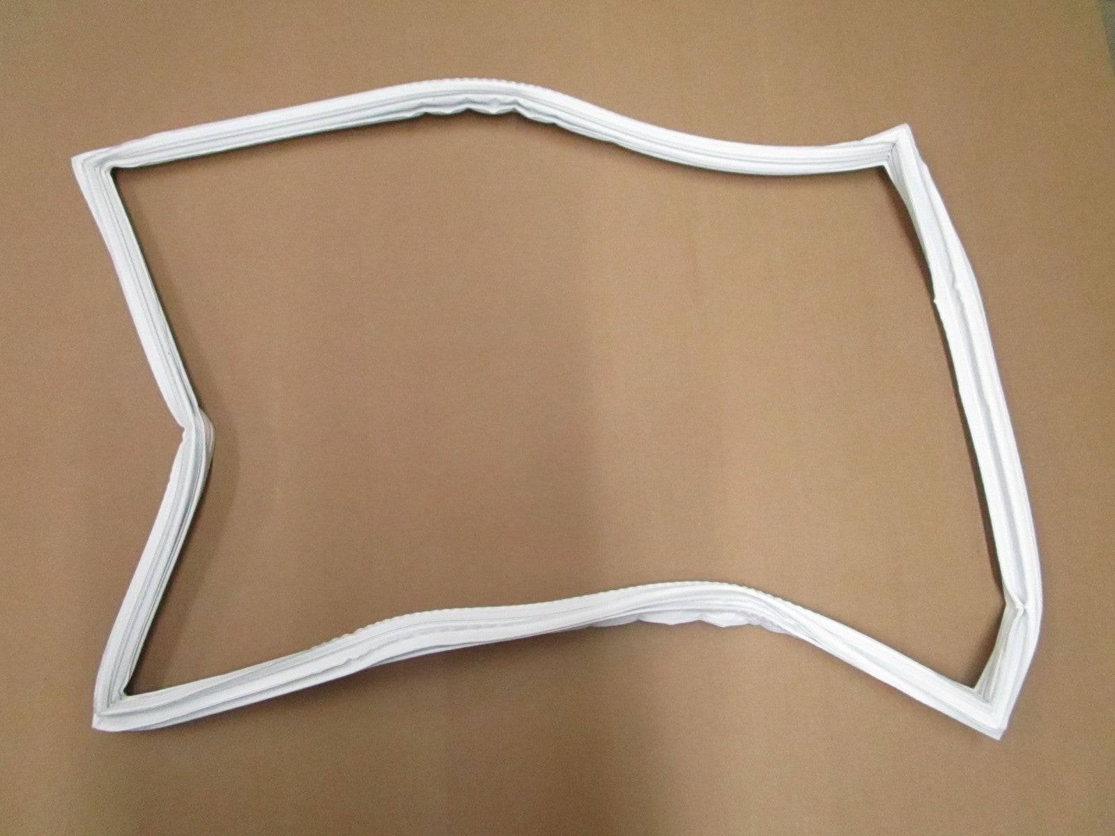 NEW OEM 057355-000 VK057355-000 Viking Freezer Drawer Gasket 0820