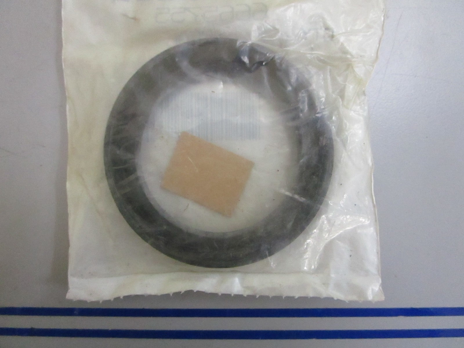 *NEW OEM* 0820 Bobcat Seal 6665755