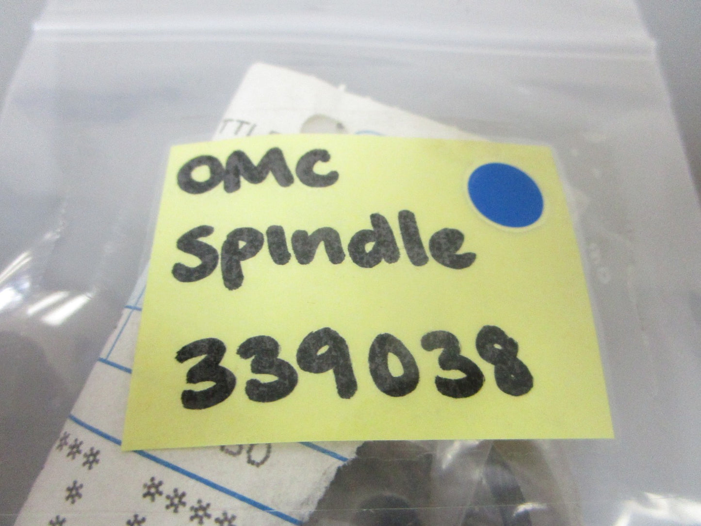 *NEW OEM* 0720 OMC Johnson Evinrude Spindle 339038 0339038