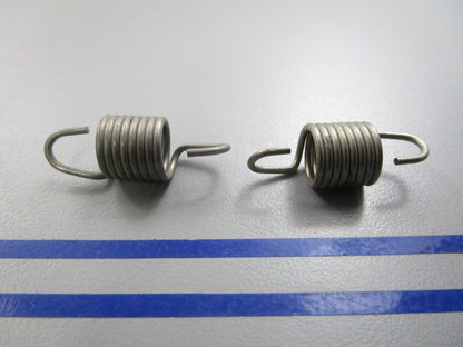 NEW OEM (LOT OF 2) 315176 0315176 OMC Johnson Evinrude Starter Lock Spring 0810