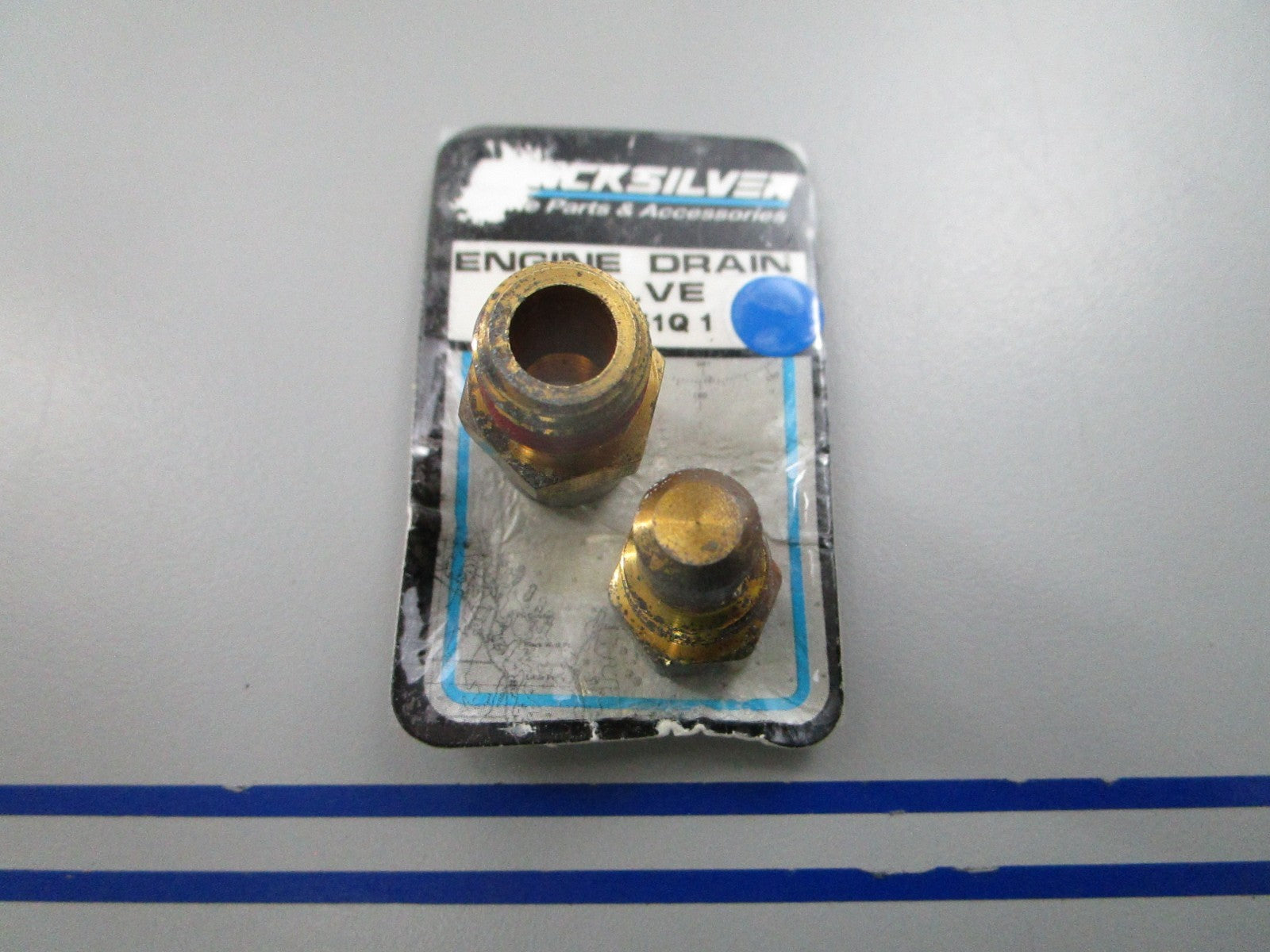 NEW OEM Mercury Quicksilver 22-16951Q 1 Engine Drain Valve 0810