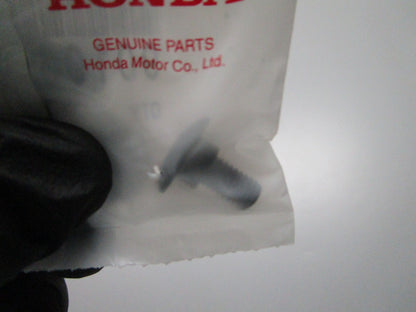*NEW OEM* 0810 Honda 6 x 14 Pan Screw 90106-KBV-000