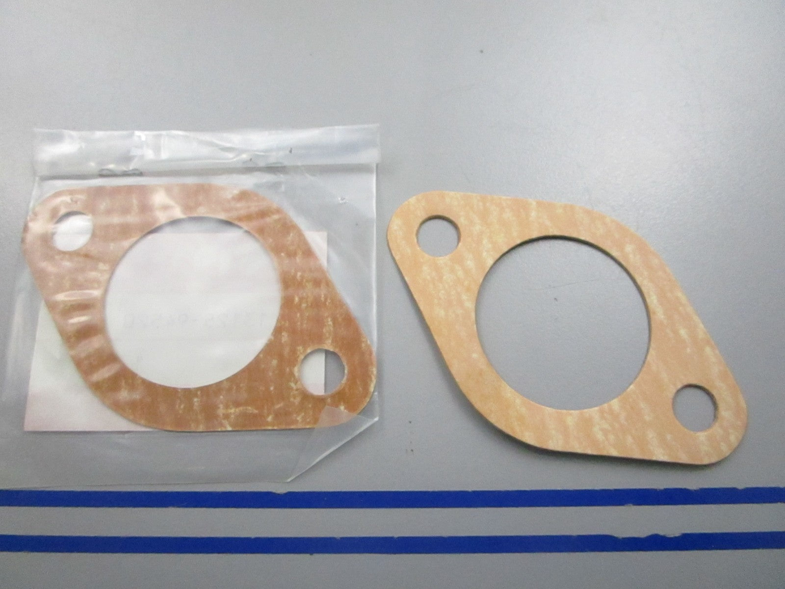 NEW OEM (LOT OF 2) 13125-94520 Suzuki Carburetor Gasket 0810