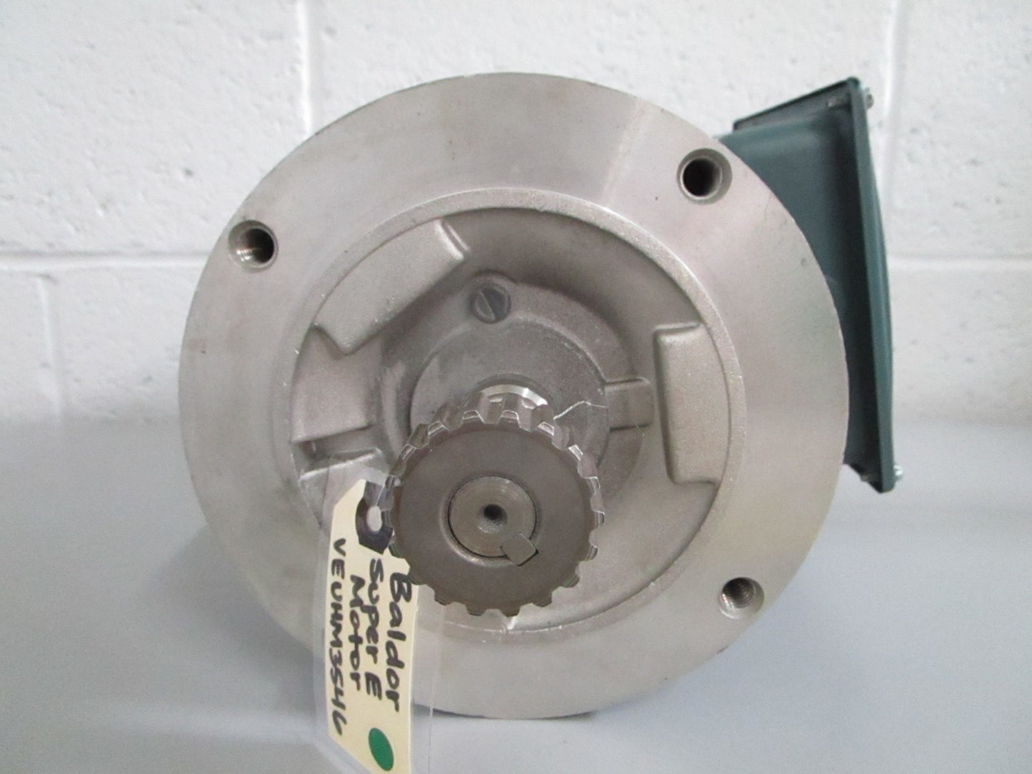 Baldor Super-E VEUHM3546 1HP 1760RPM 3PH 460V TEFC 56C Motor NOS NEW OEM 0820