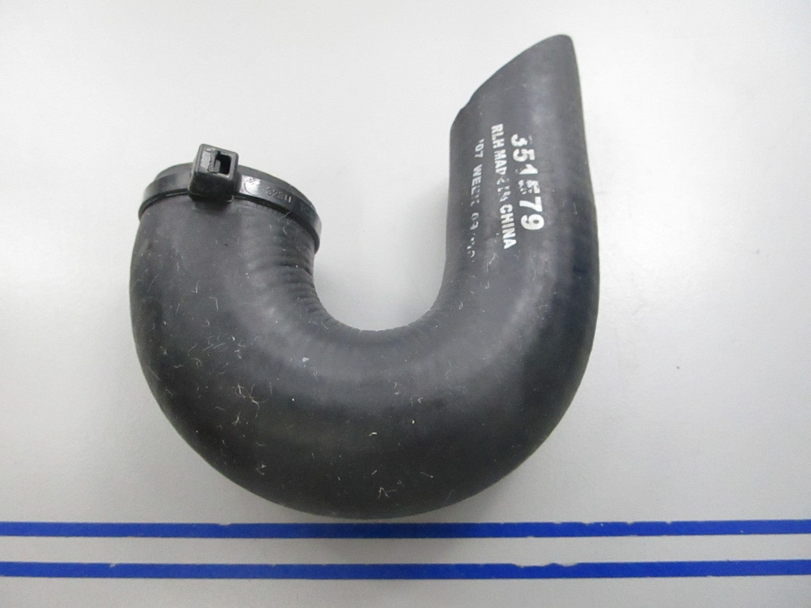 NEW OEM 351579 0351579 OMC Johnson Evinrude Hose 0810