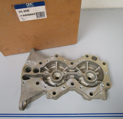 *NEW OEM* 0720 OMC Johnson Evinrude 35 - 60 hp 80' - 92' Cylinder Head 325603
