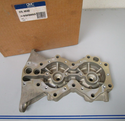 *NEW OEM* 0720 OMC Johnson Evinrude 35 - 60 hp 80' - 92' Cylinder Head 325603