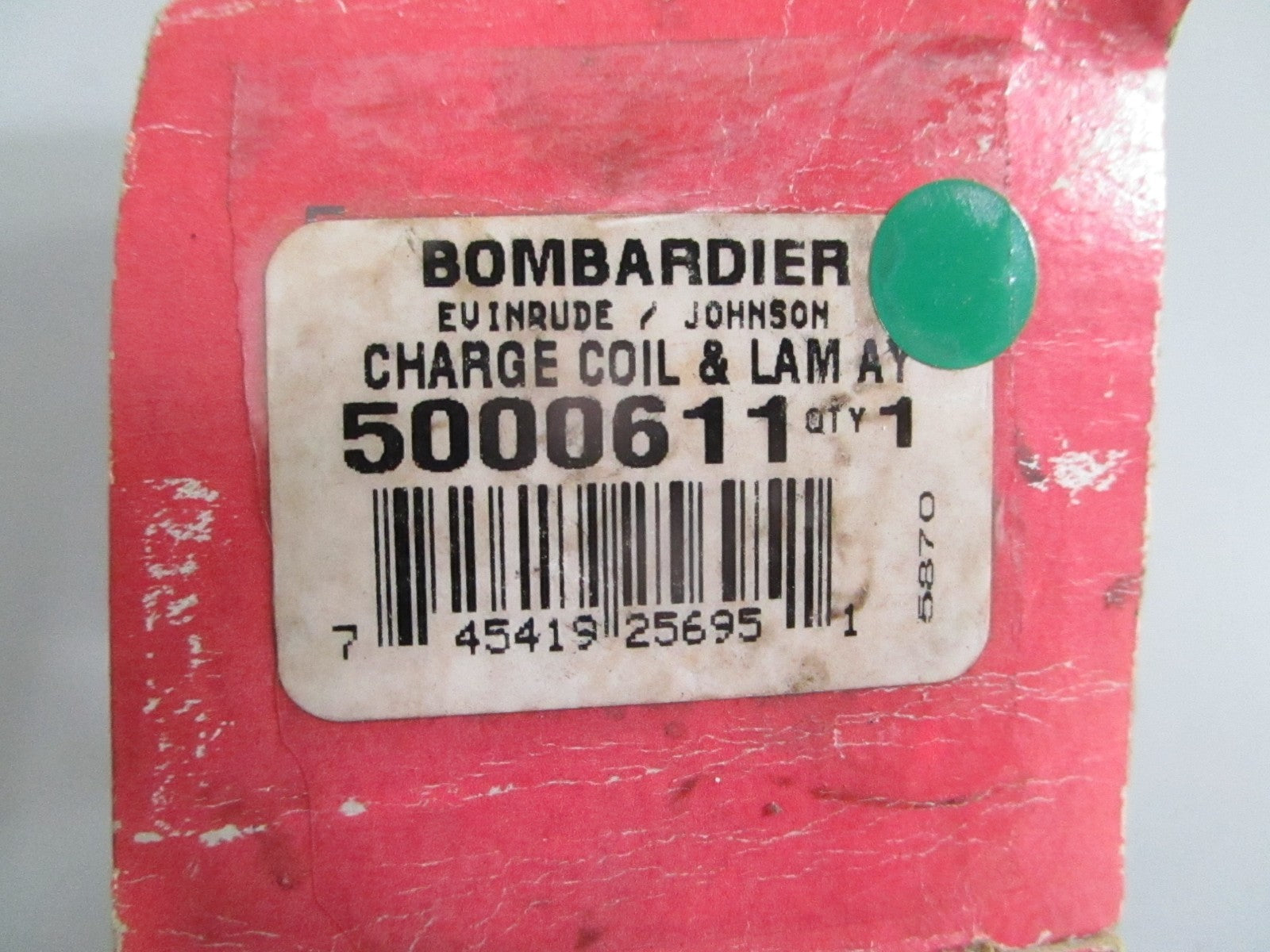 NEW OEM 5000611 OMC Johnson Evinrude Charge Coil & Lam Assy 0820