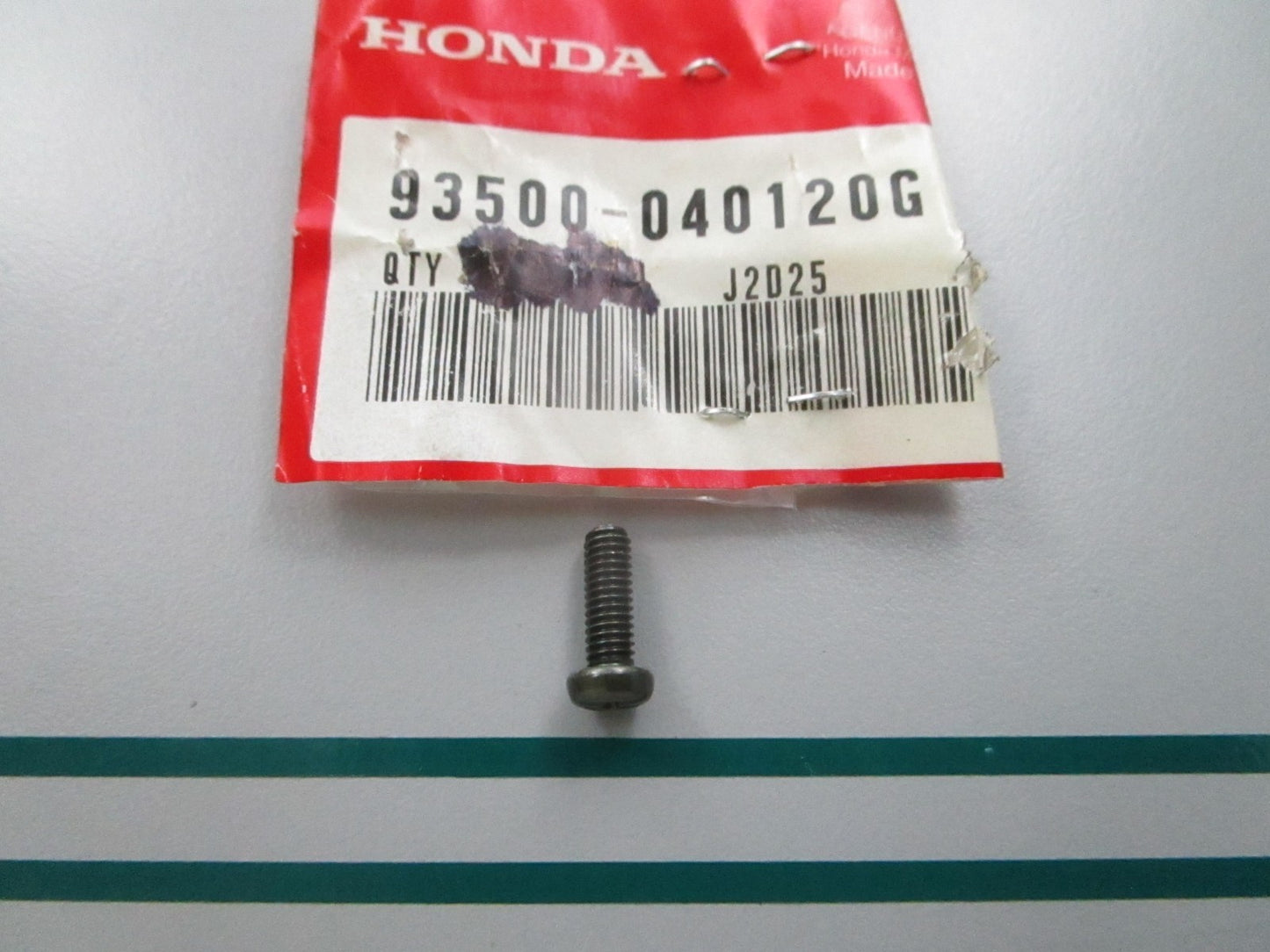 NEW OEM 93500-040120G Honda 4 x 12 Pan Screw 0810