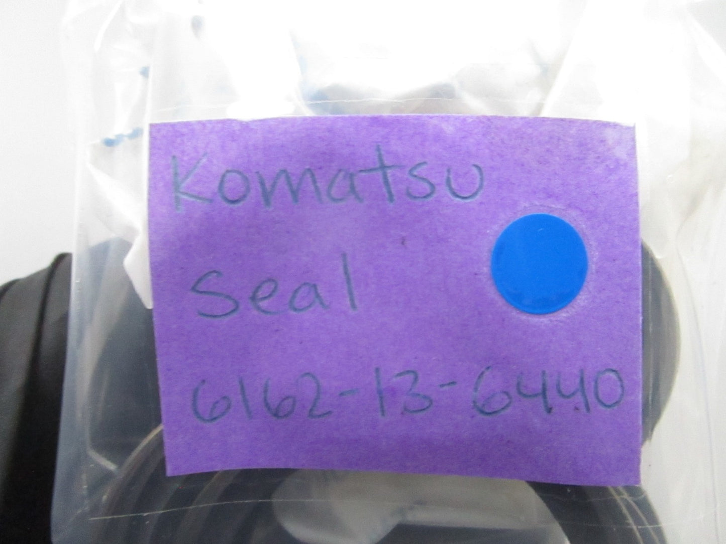 *NEW OEM* 0810 Komatsu Seal 6162-13-6440
