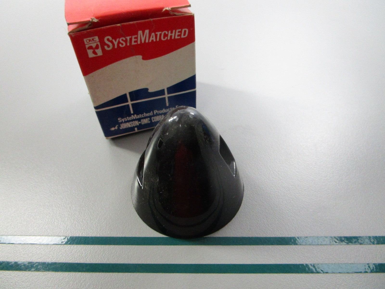 NEW OEM 305294 0305294 OMC Johnson Evinrude Propeller Nut 0810