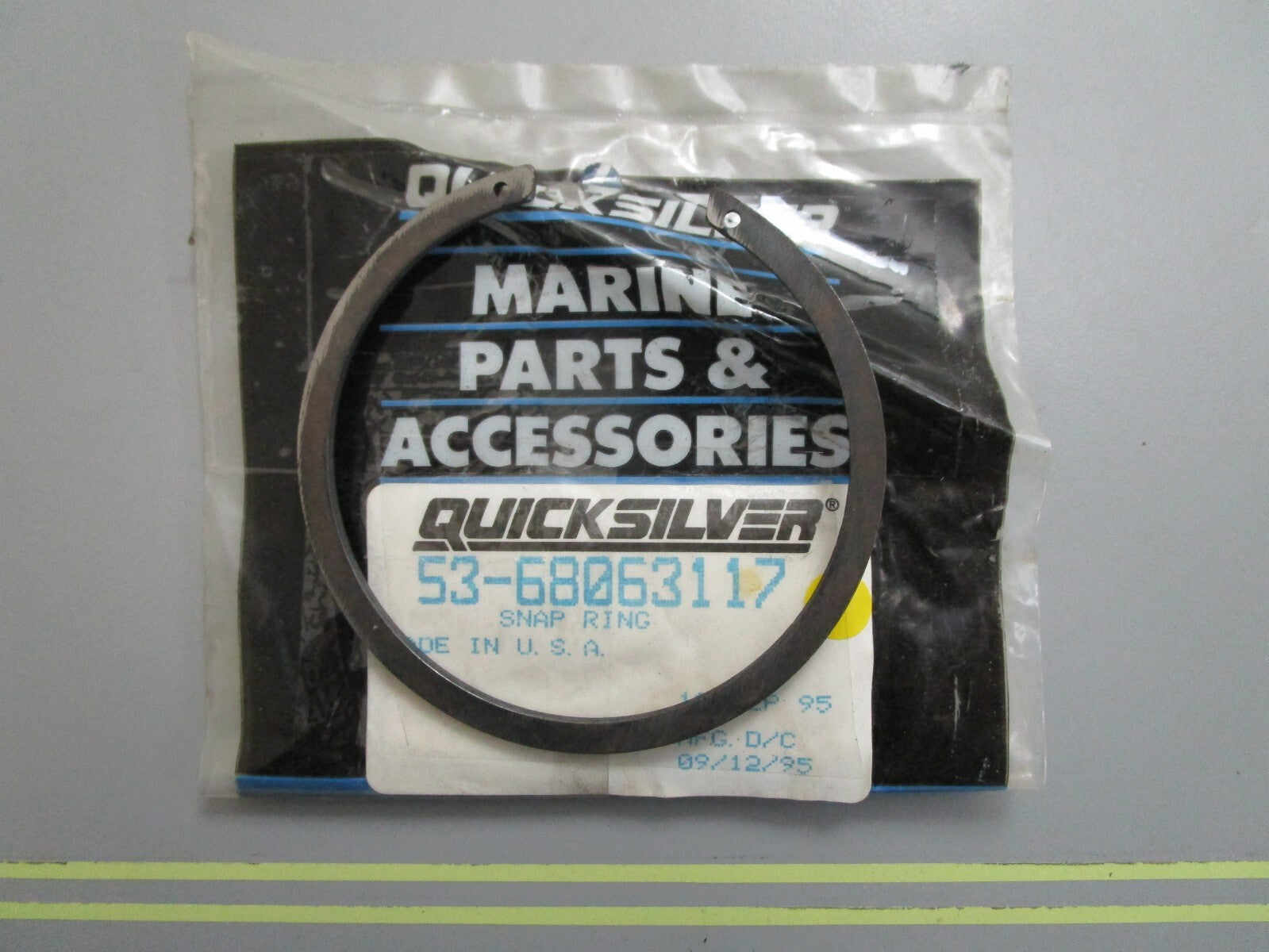 *NEW OEM* 0820 Mercury Quicksilver Snap Ring 53-68063117