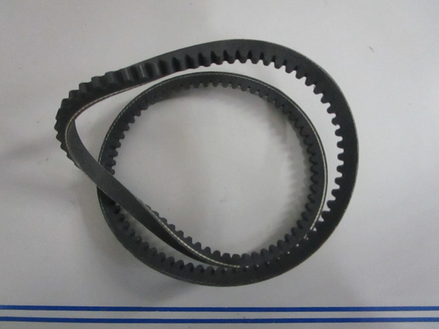 NEW OEM 966903 Volvo Penta V-Belt 0820
