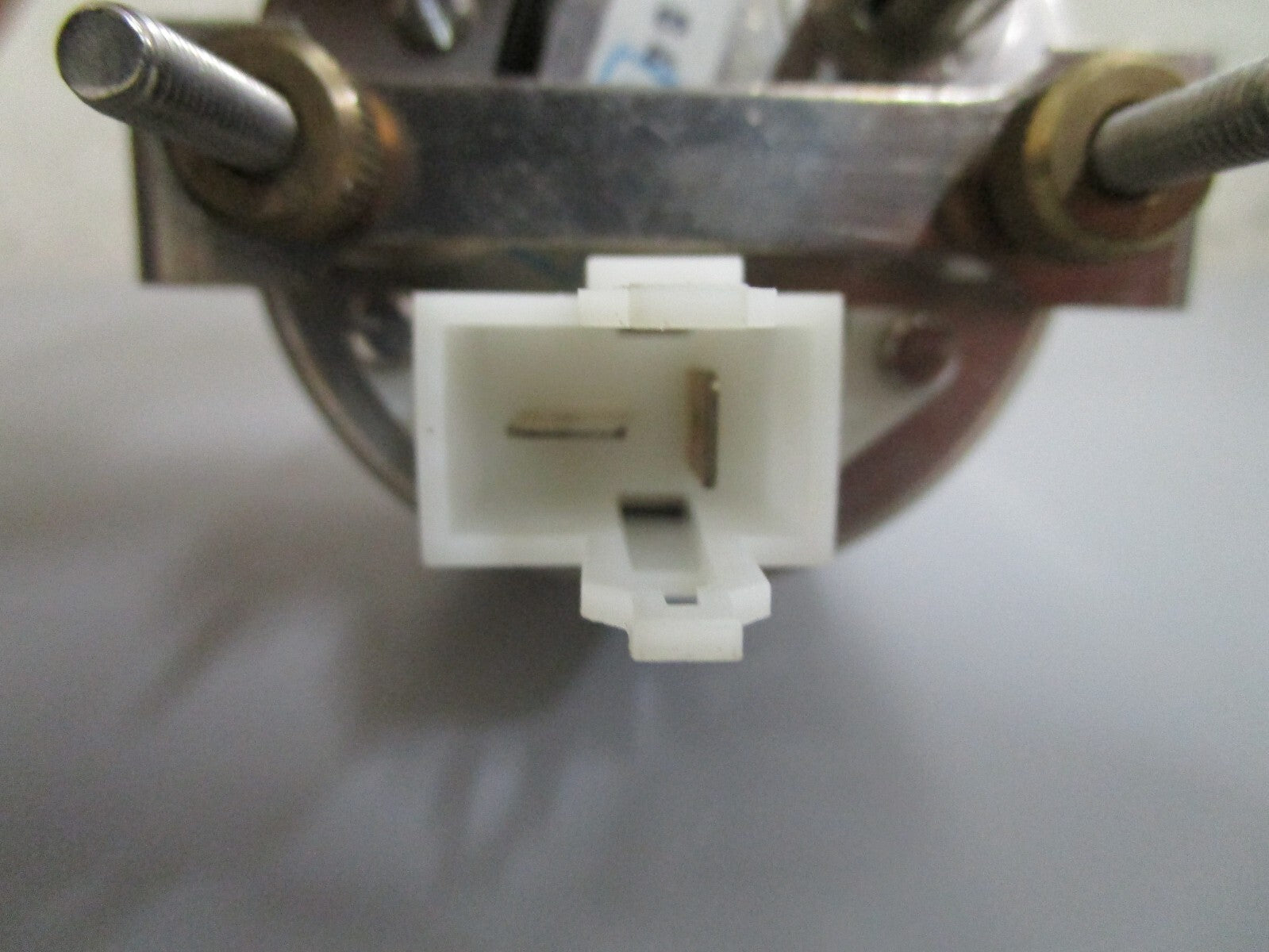 *NEW OEM* 0820 Volvo Penta Hour Meter 845479