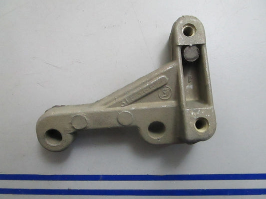 *NEW OEM* 0820 OMC Johnson Evinrude Bracket 318366 0318366