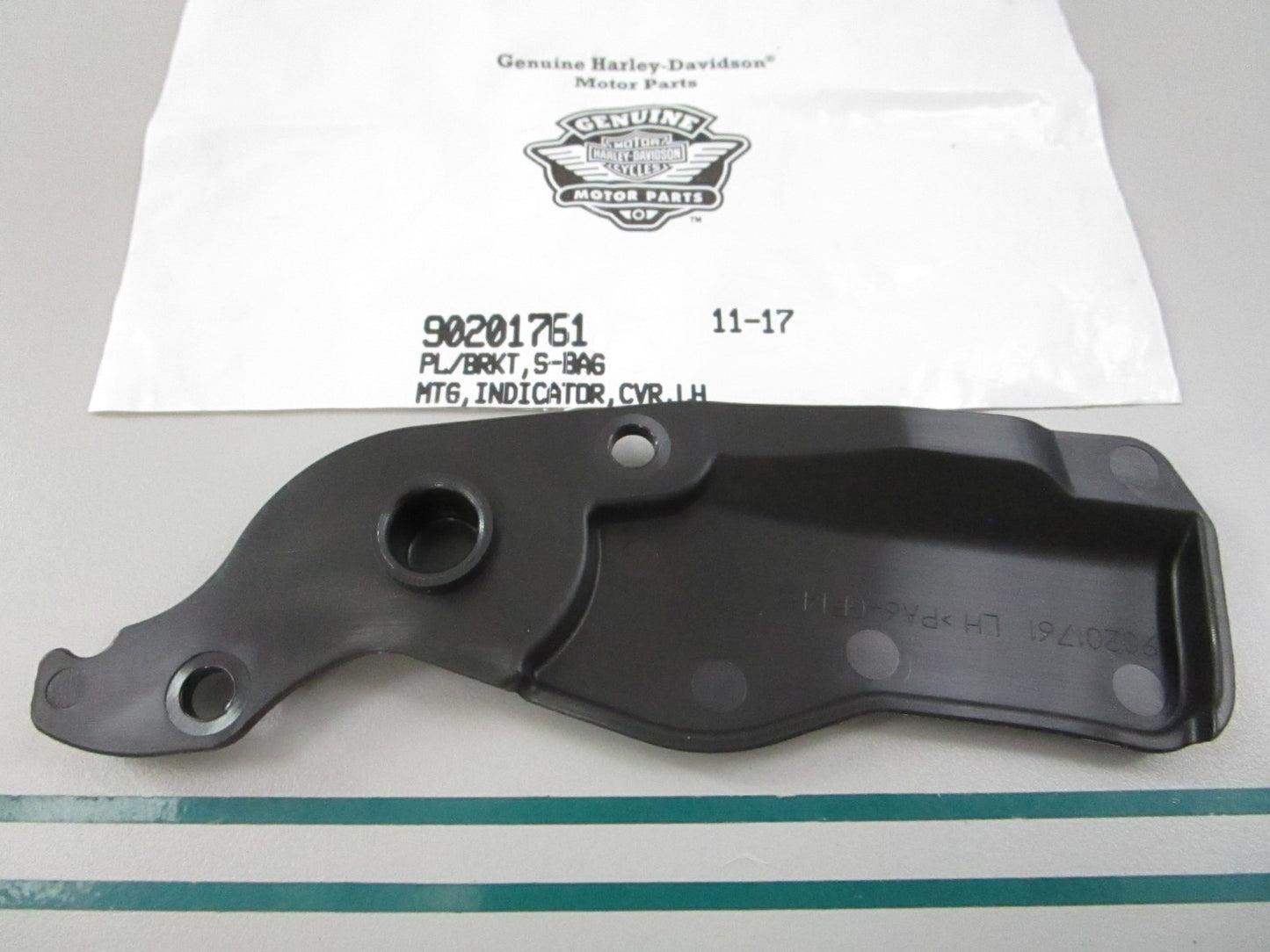 NEW OEM 90201761 Harley Davidson Bracket 0810