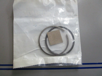 *NEW OEM* 0810 OMC Johnson Evinrude 2 Piston Ring Set 386279 0386279