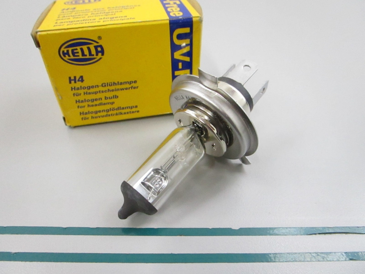 NEW 8GJ002525-131 Hella 12V 60/55W Bulb 0810