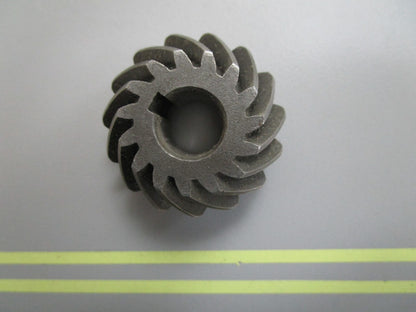 *NEW OEM* 0820 OMC Johnson Evinrude 15T Pinion 304009 0304009