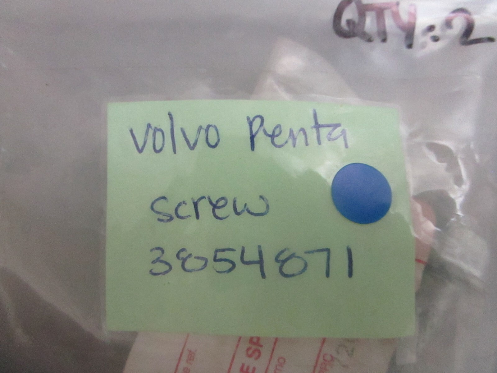 *NEW OEM* 0810 Volvo Penta Screw 3854871