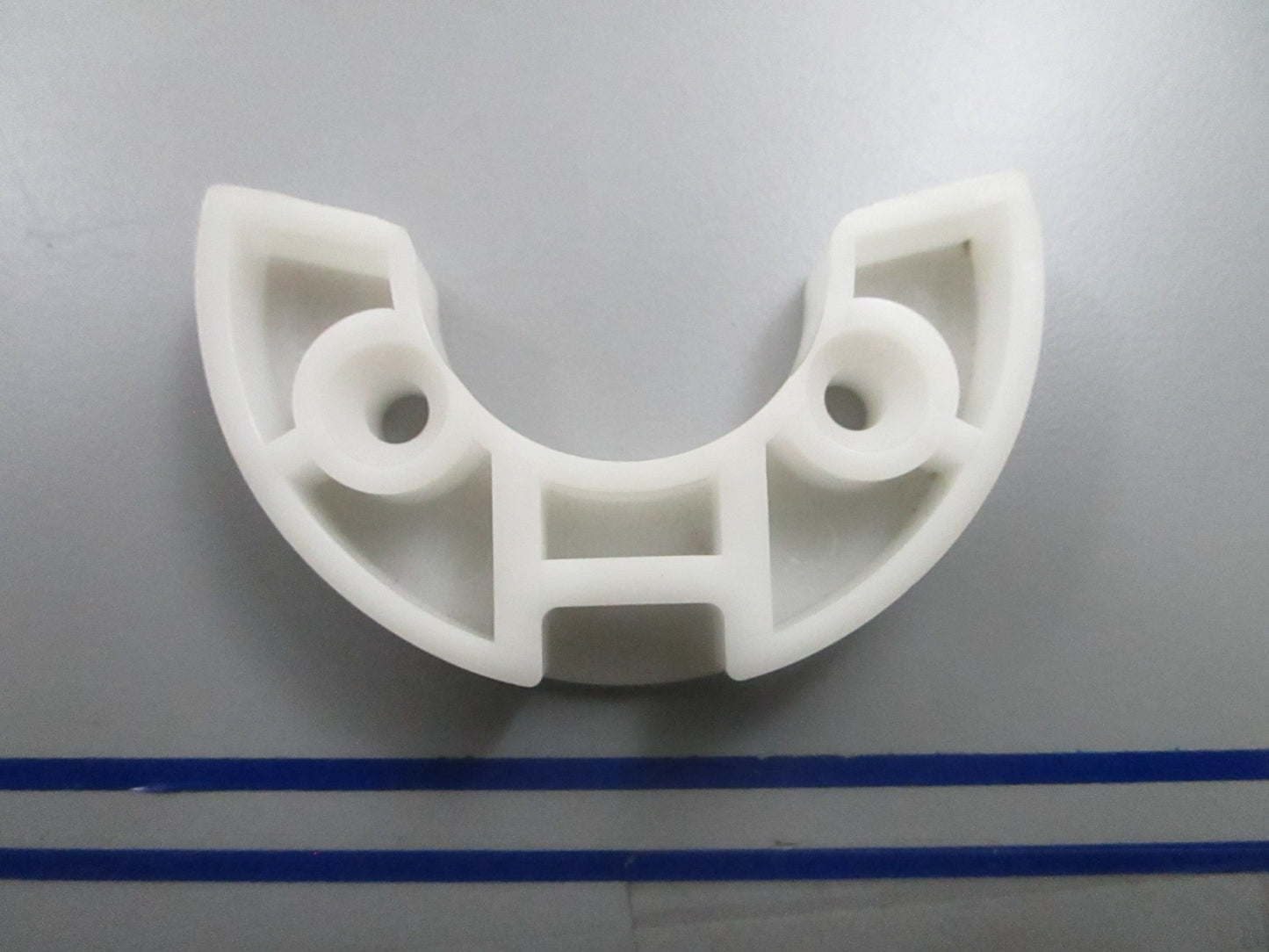 *NEW OEM* 0810 Mercury Quicksilver Holder 16899T