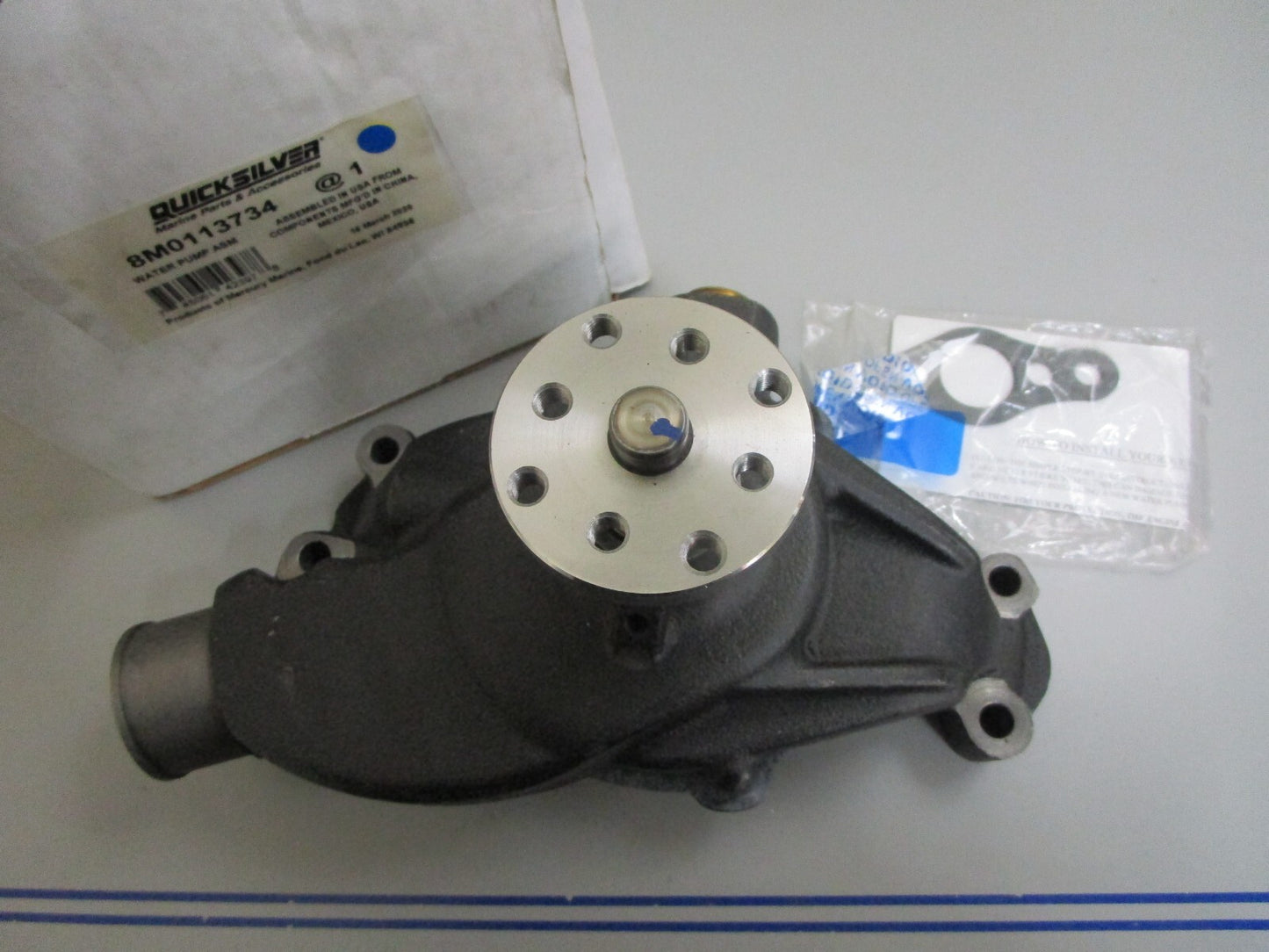 *NEW OEM* 0820 Mercury Quicksilver Water Pump Assy 8M0113734