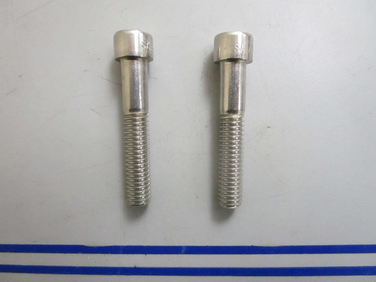 *NEW OEM* (LOT OF 2) 0820 Volvo Penta Hexagon Socket Screw 941873