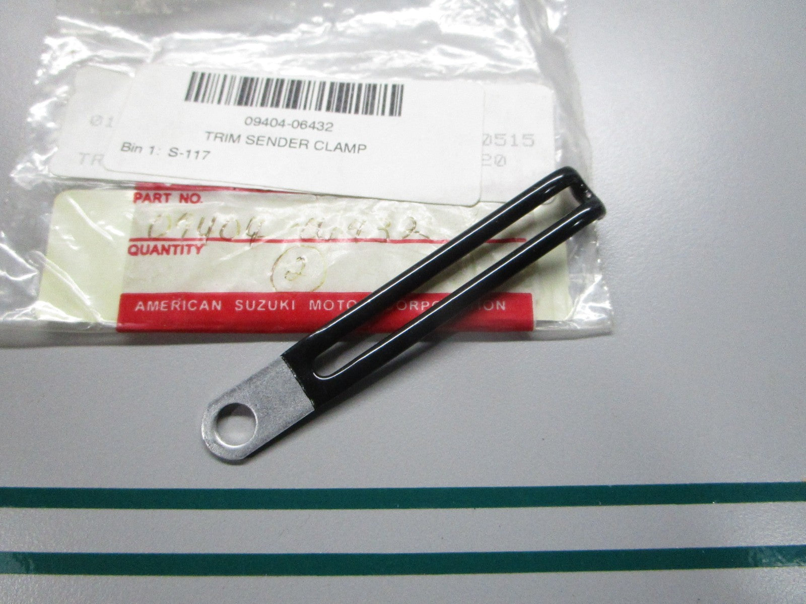 NEW OEM 09404-06432 Suzuki Wiring Clamp 0810