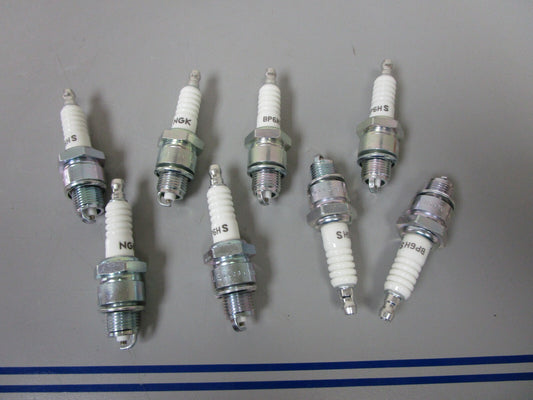 *NEW* (LOT OF 8) 0810 NGK Spark Plug BP6HS