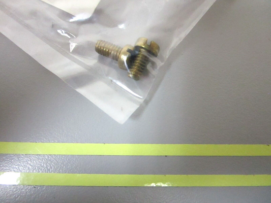 *NEW OEM* (LOT OF 2) 0750 Volvo Penta SCREW 804693
