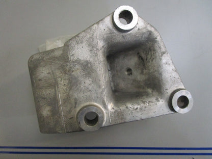 *NEW OEM* 0820 Volvo Penta Engine Bracket 831973
