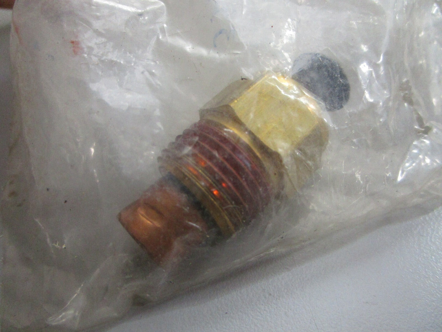 *NEW OEM* 0820 OMC Johnson Evinrude Water Temperature Switch 986887 0986887