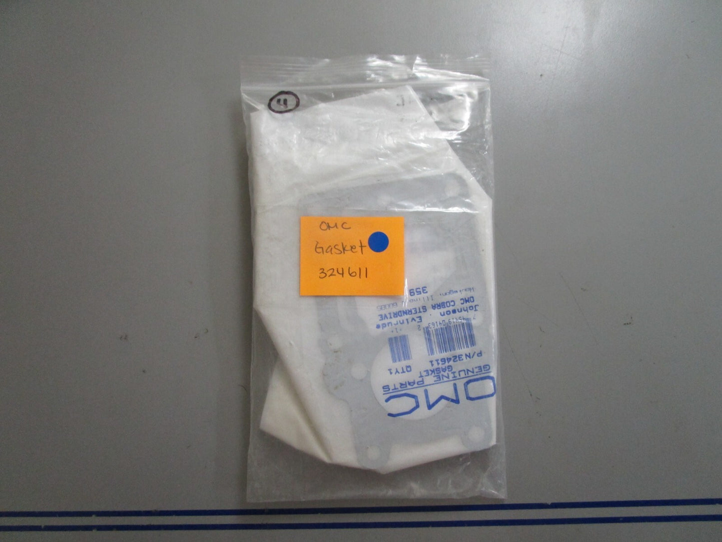 *NEW OEM* 0810 OMC Johnson Evinrude Gasket 324611 0324611