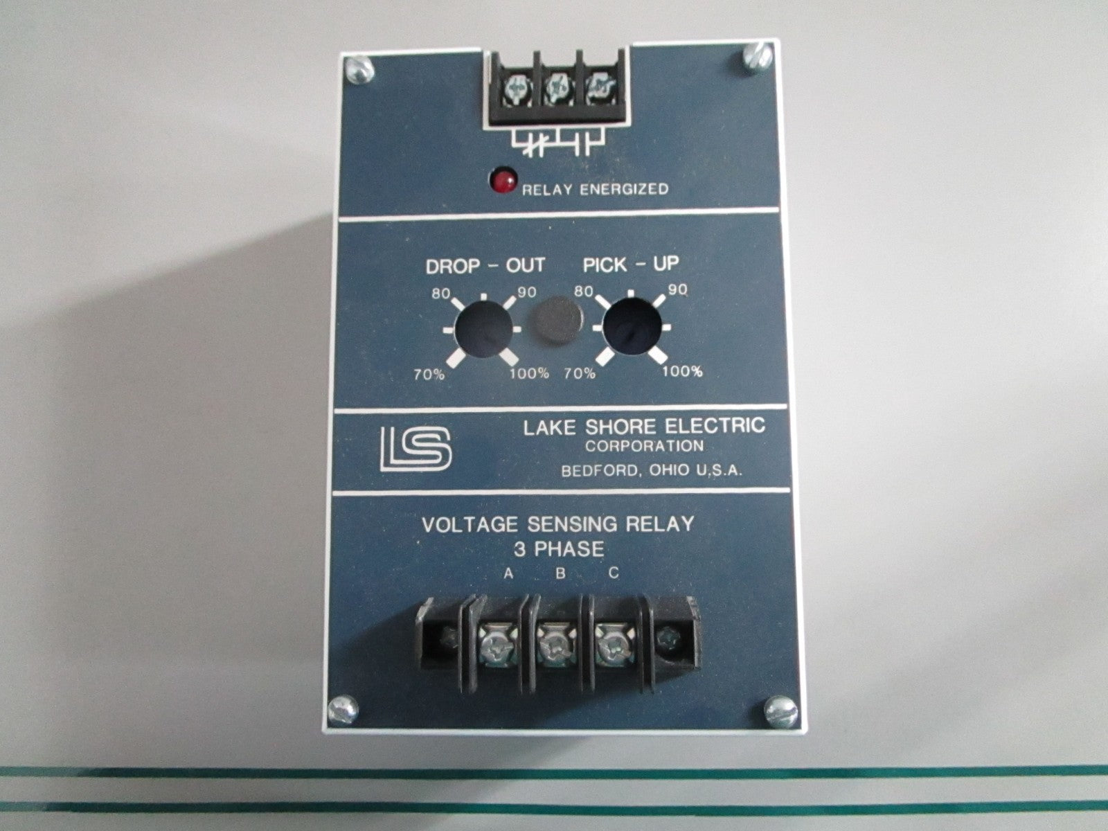 NEW OEM 70LSEUV9926220 Lake Shore 240V 3-Phase Voltage Sensing Relay 0820