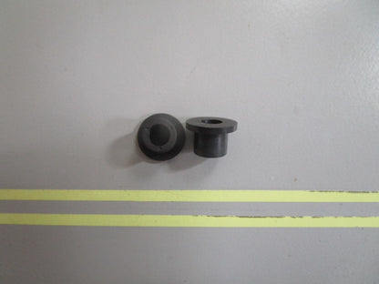 *NEW OEM* (LOT OF 2) 0810 OMC Johnson Evinrude Bushing 911872 0911872