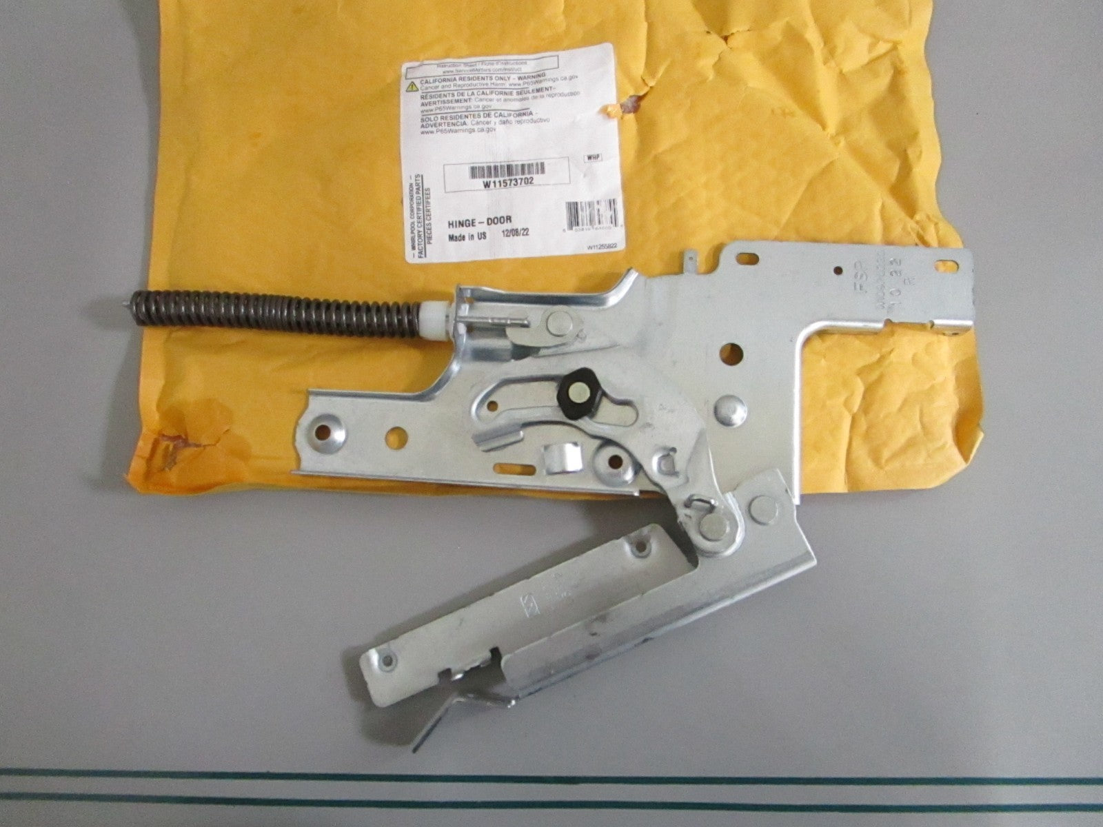 Whirlpool NEW OEM Dishwasher Door Hinge W11573702 Genuine Factory Part 0820