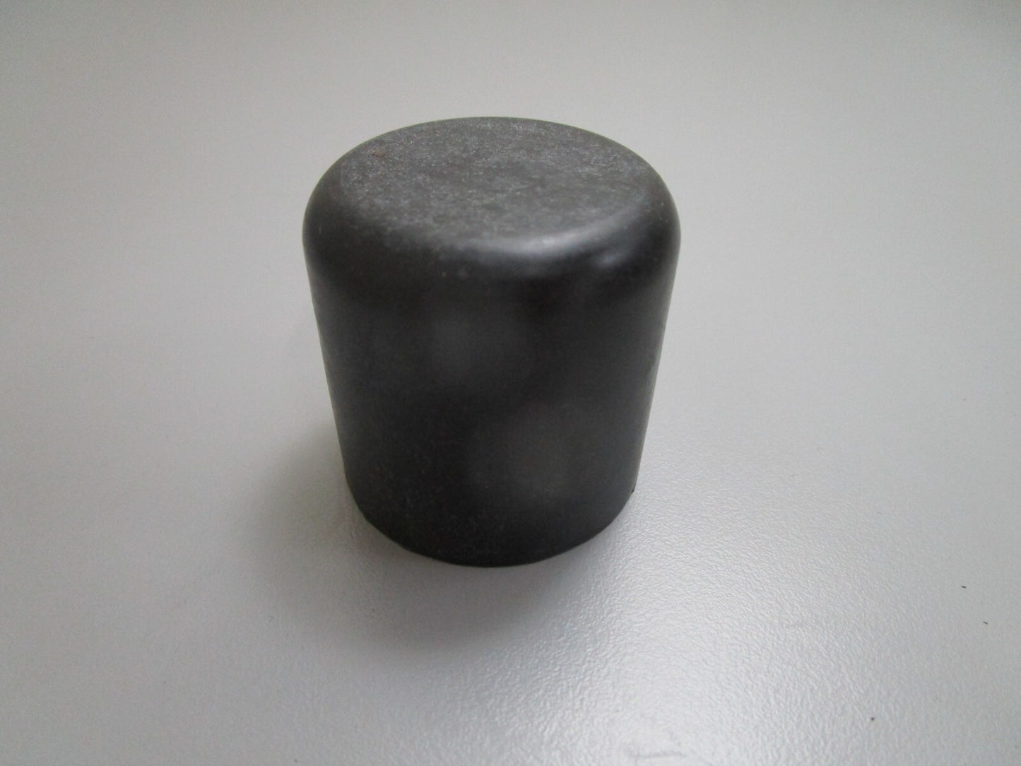 *NEW OEM* 0810 Mercury Quicksilver Drive Plug Cap 878991