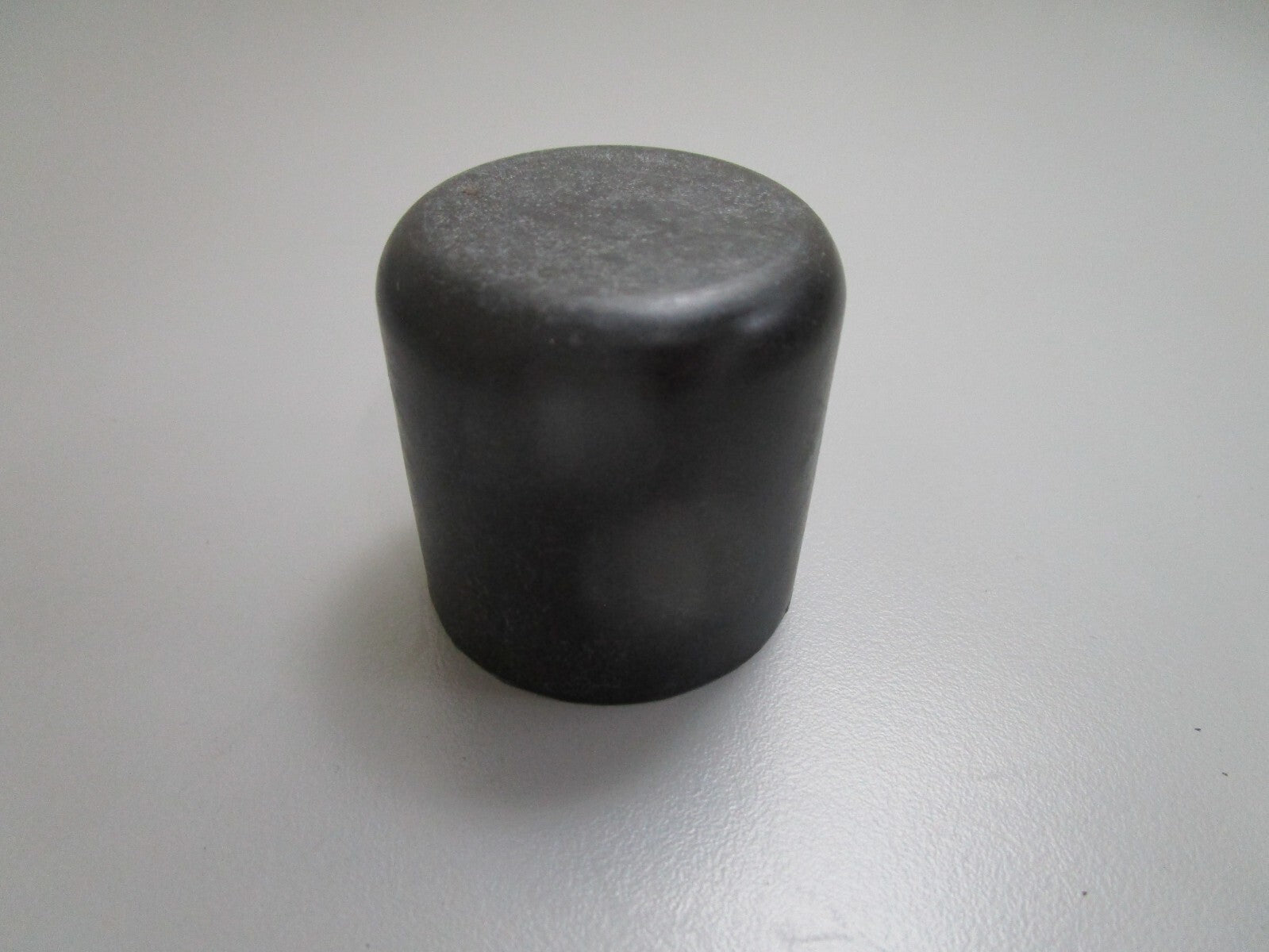 *NEW OEM* 0810 Mercury Quicksilver Drive Plug Cap 878991