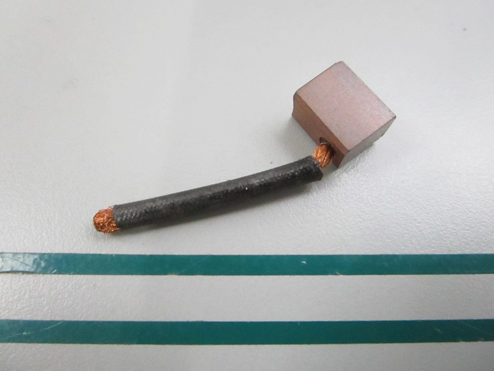 NEW OEM 688-43891-01-00 Yamaha Brush 0810
