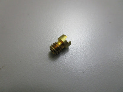 *NEW OEM* 0810 OMC Johnson Evinrude .039 Orifice 334568 0334568