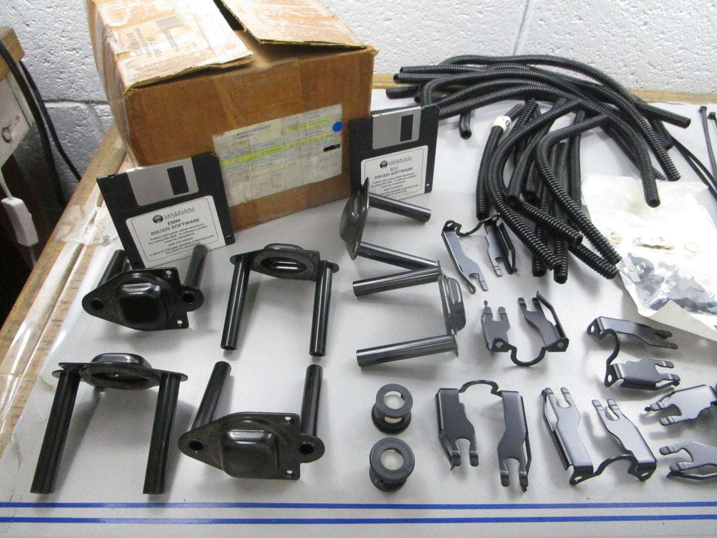 NEW OEM 5004550 OMC Johnson Evinrude PDS Strap Kit Assembly 0810