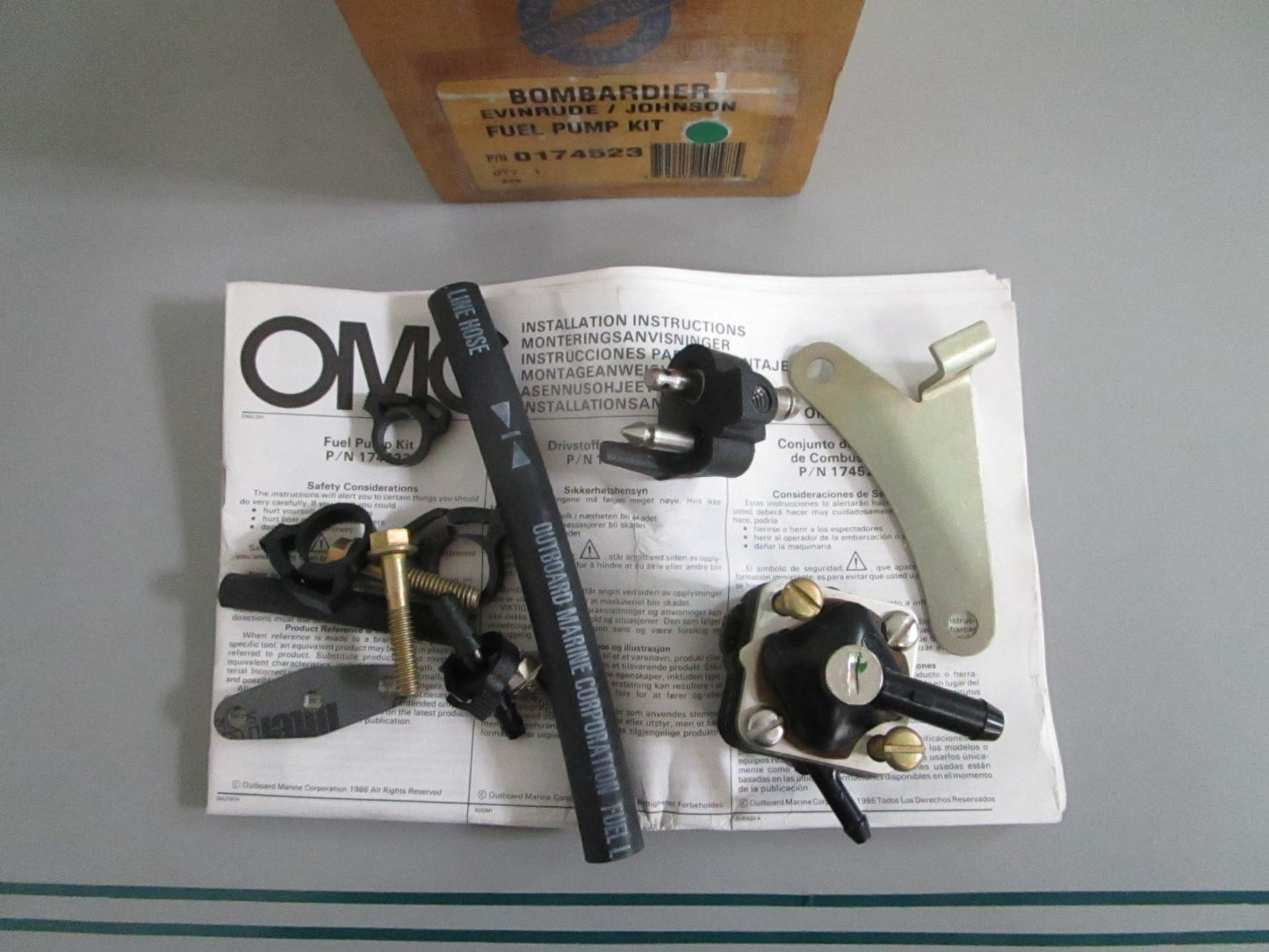 Evinrude Johnson OMC 0174523 Fuel Pump Kit Bombardier NOS NEW OEM 0820