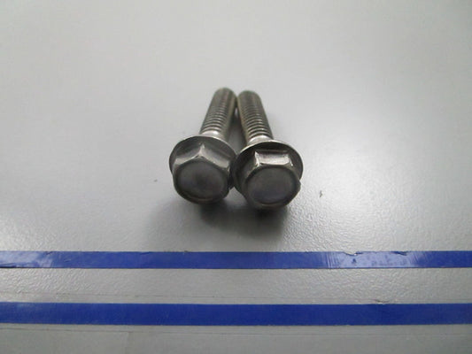 *NEW OEM* (LOT OF 2) 0810 OMC Johnson Evinrude Screw 333676 0333676
