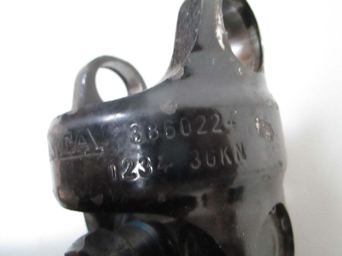 *NEW OEM* 0720 Volvo Penta U-Joint 3860224