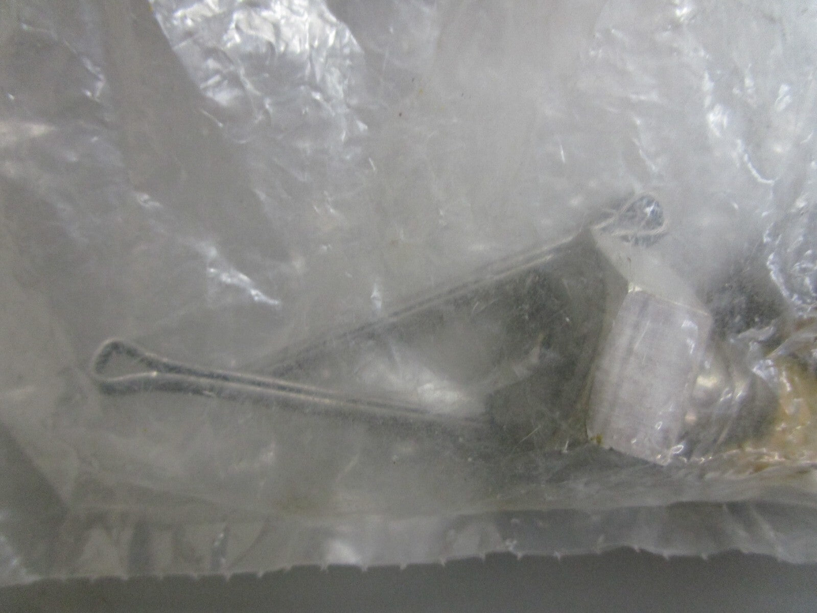 *NEW OEM* 0810 Volvo Penta Steering Attaching Kit 3853919